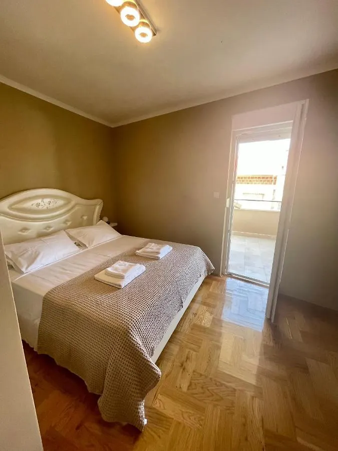 Apartments Prestige Petrcane